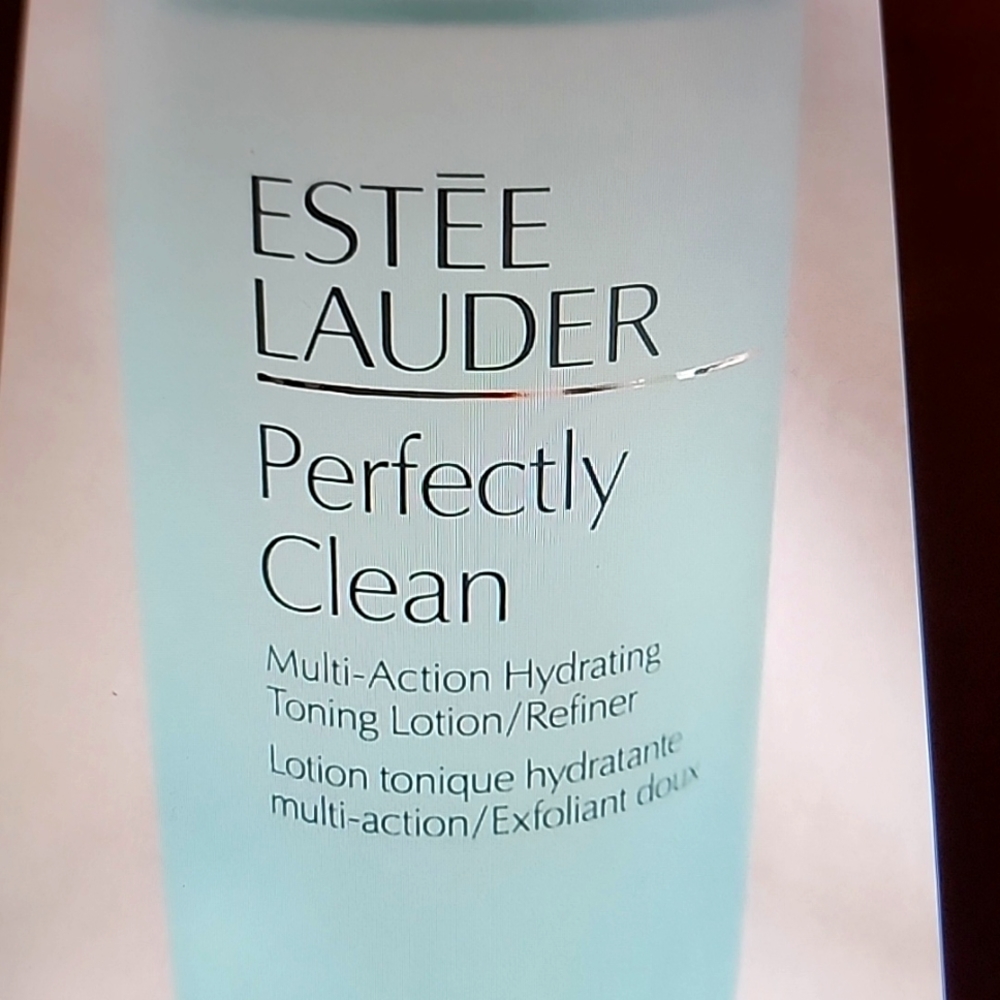 Estee lauder NEW perfectly clean hydrating toning lotion